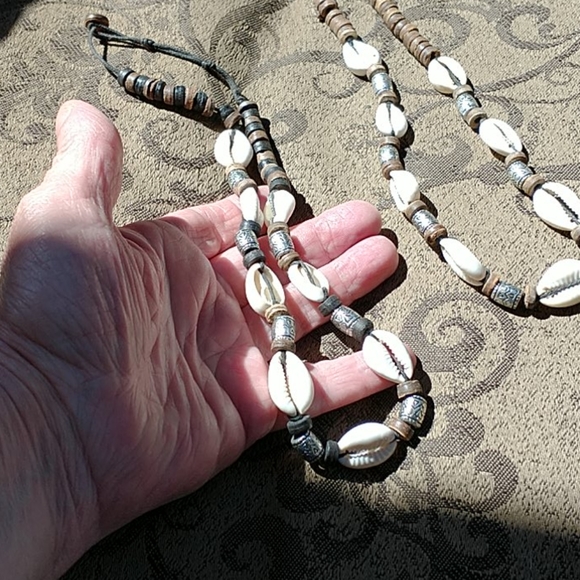 NWOT Pair of Cowrie Shell Chokers - Picture 2 of 4